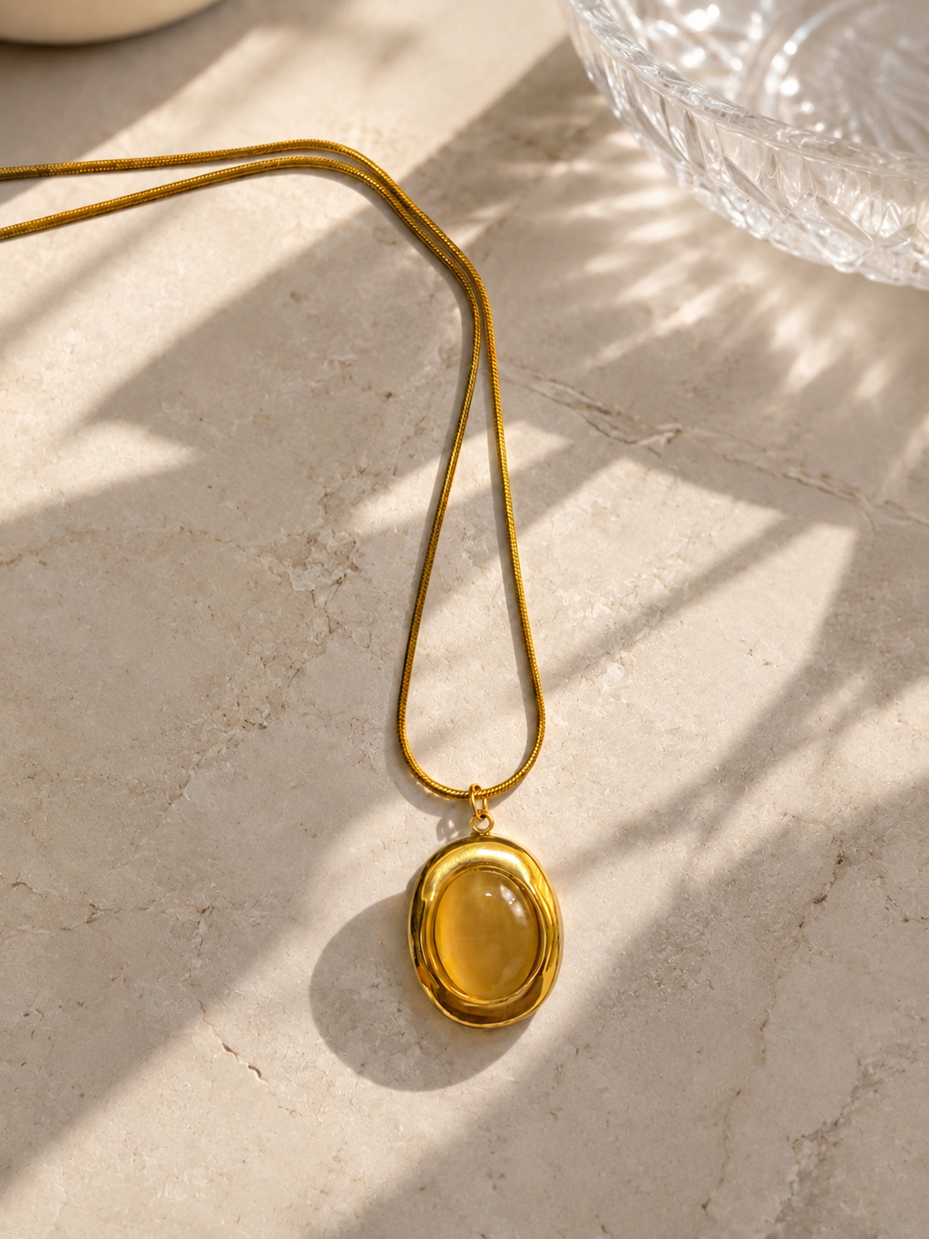 Elegant Oval Pendant Necklace for Women| Anti-Tarnish Fashion Jewelry for Daily Wear
