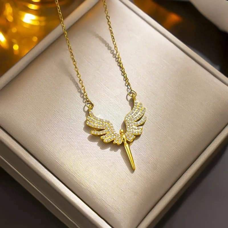 Anti-Tarnish Necklaces for Women | Anyaura