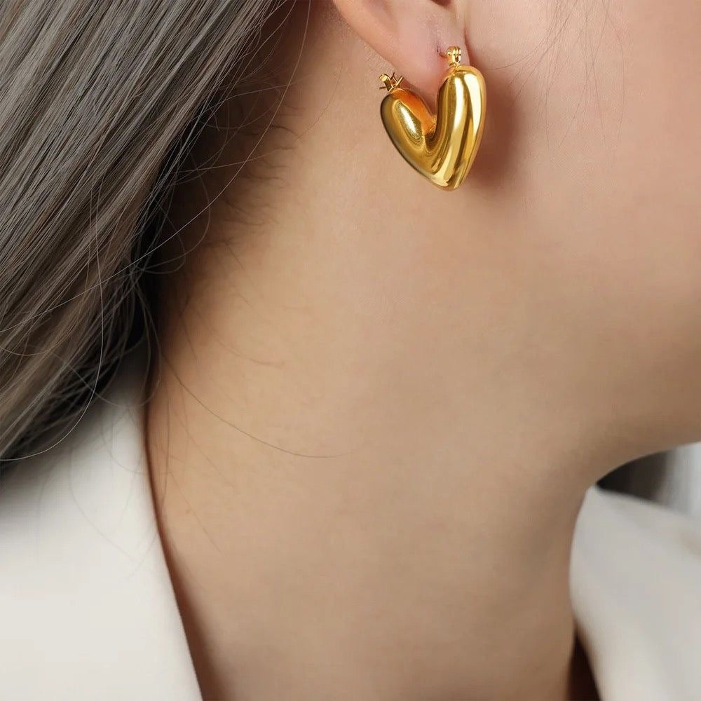 Anti-tarnish Gold Heart Hoop Earrings for Women – Bold Puff Heart Drop Hoops, Retro Modern Lightweight Statement Jewelry
