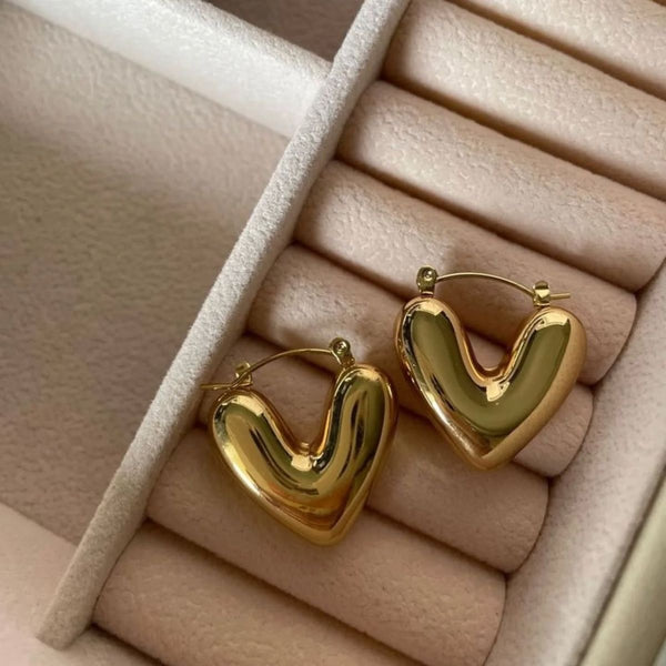 Anti-tarnish Gold Heart Hoop Earrings for Women – Bold Puff Heart Drop Hoops, Retro Modern Lightweight Statement Jewelry