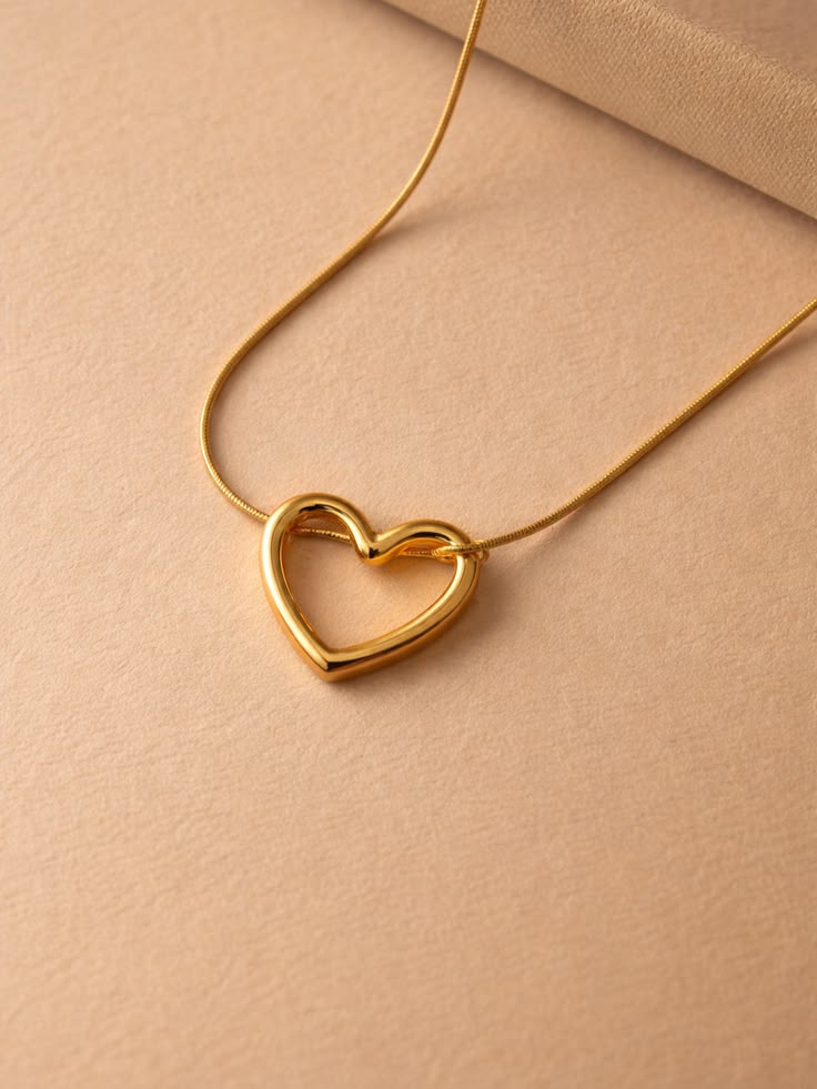 Anti-Tarnish Open Heart Necklace for Women | Anyaura