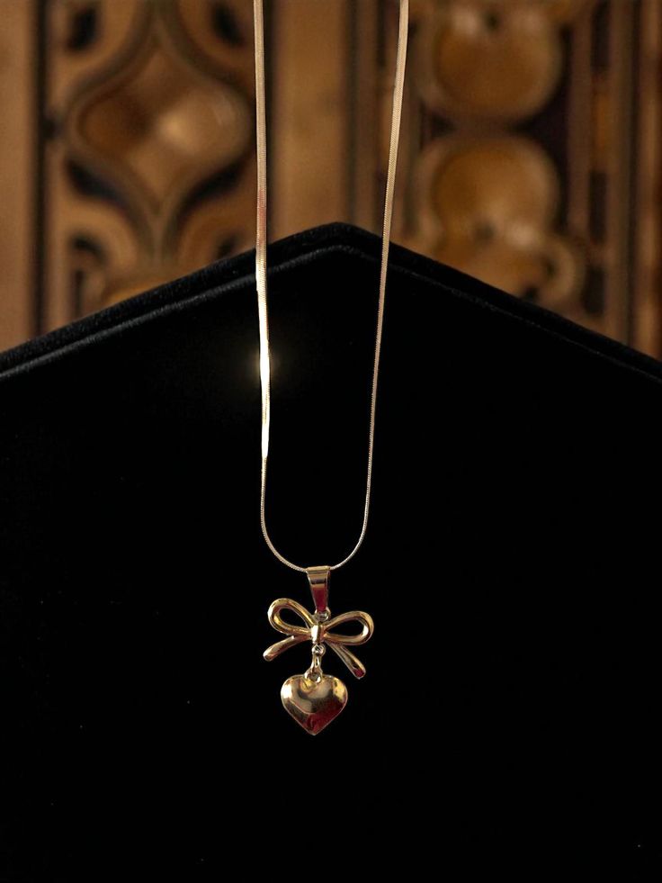 Anti-Tarnish Bow Heart Pendant Necklace for Women | Anyaura
